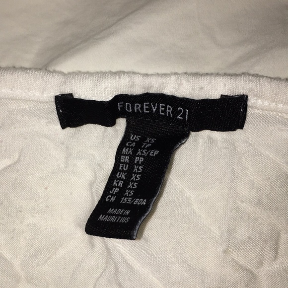 Crop top - Picture 2 of 3